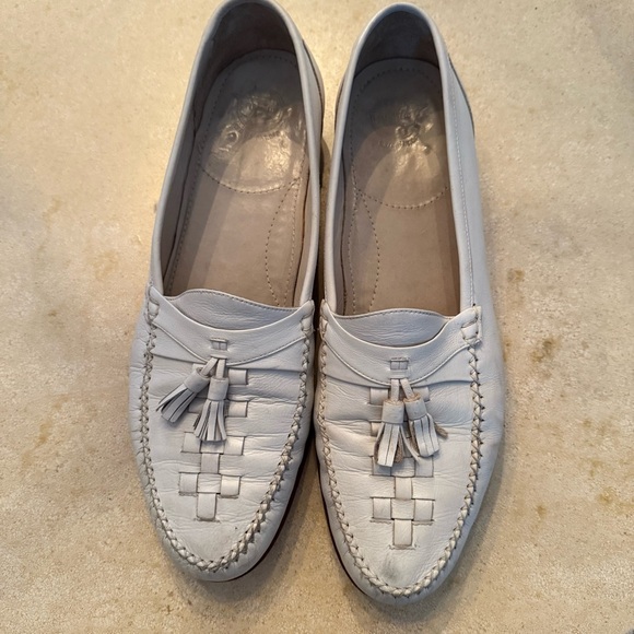 Florsheim White Loafers with Tassels - Picture 1 of 9